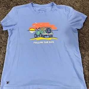 Life Is Good "Follow The Sun" Graphic Tee Size Large